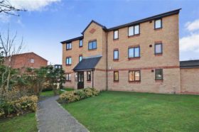 1 Bedroom Flat